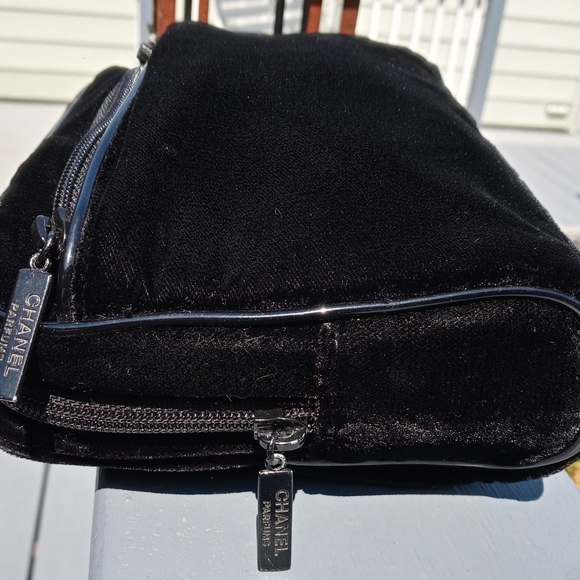 Chanel Velvet Cosmetic Bag with Double. Zippers - Picture 3 of 10